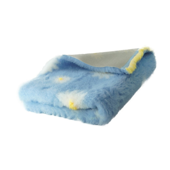 Preview: Vet Bed 150 × 100 cm hellblau mit Gänseblümchen