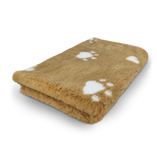 Vet Bed Camel mit weißen Herzen und Pfoten