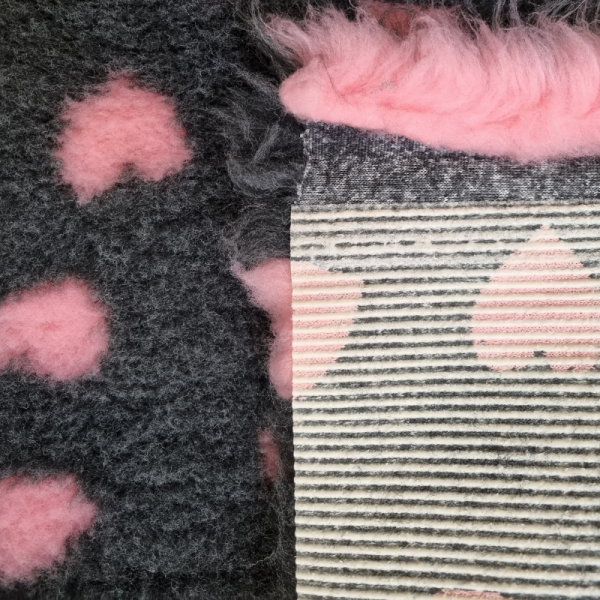 Vet Bed anthrazit mit rosa Herzen 150 x 100 cm